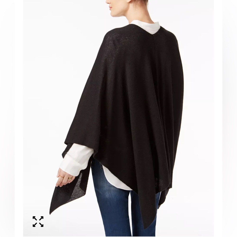 100% Cashmere Charter Club Wrap, new with tags, multiple ways to wear this scarf